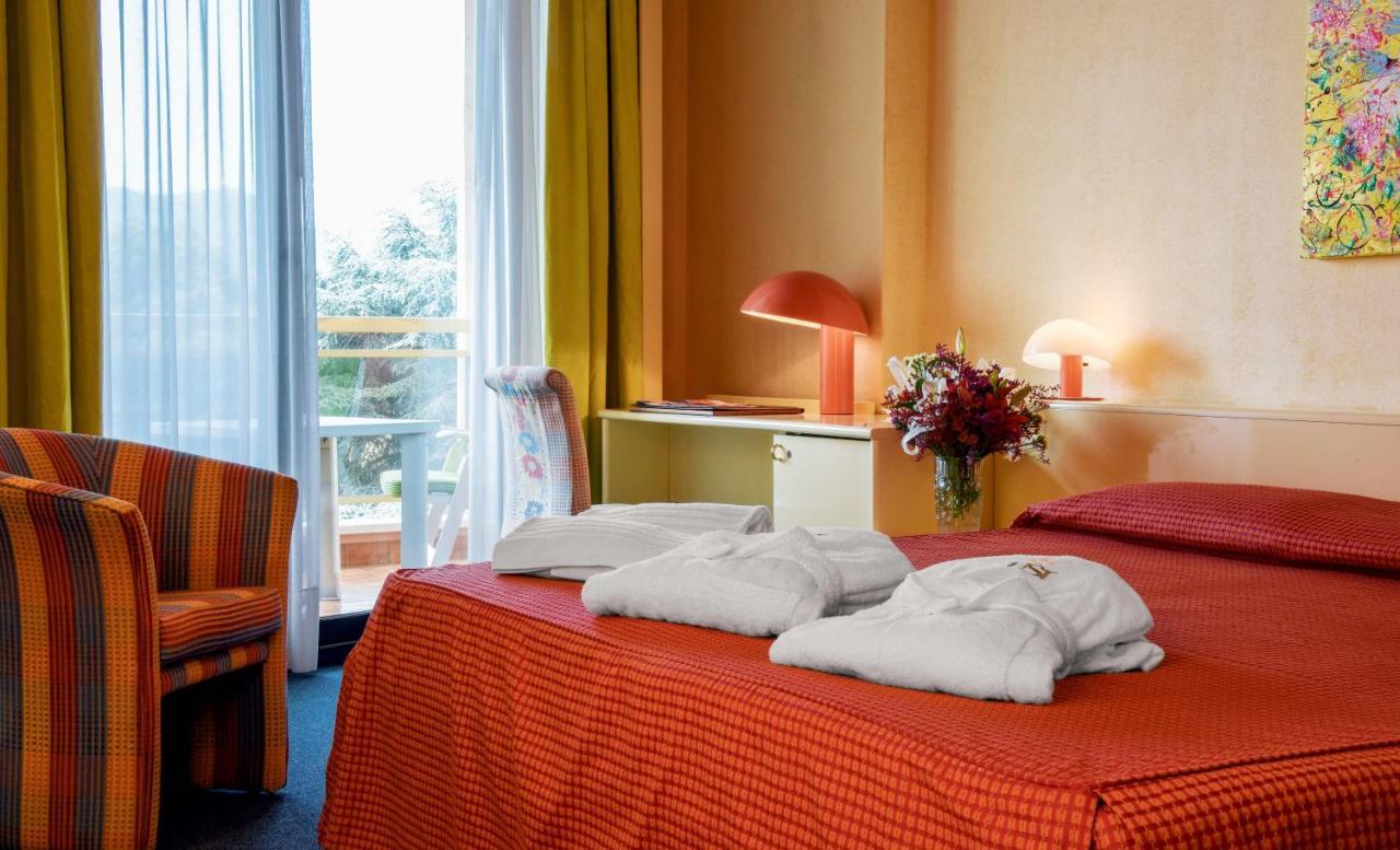 Hotel Sollievo Montegrotto Terme Bagian luar foto
